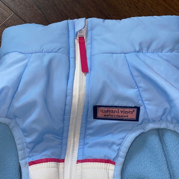 Vineyard Vines Blue and White Quilted Dog Jacket - Picture 3 of 9